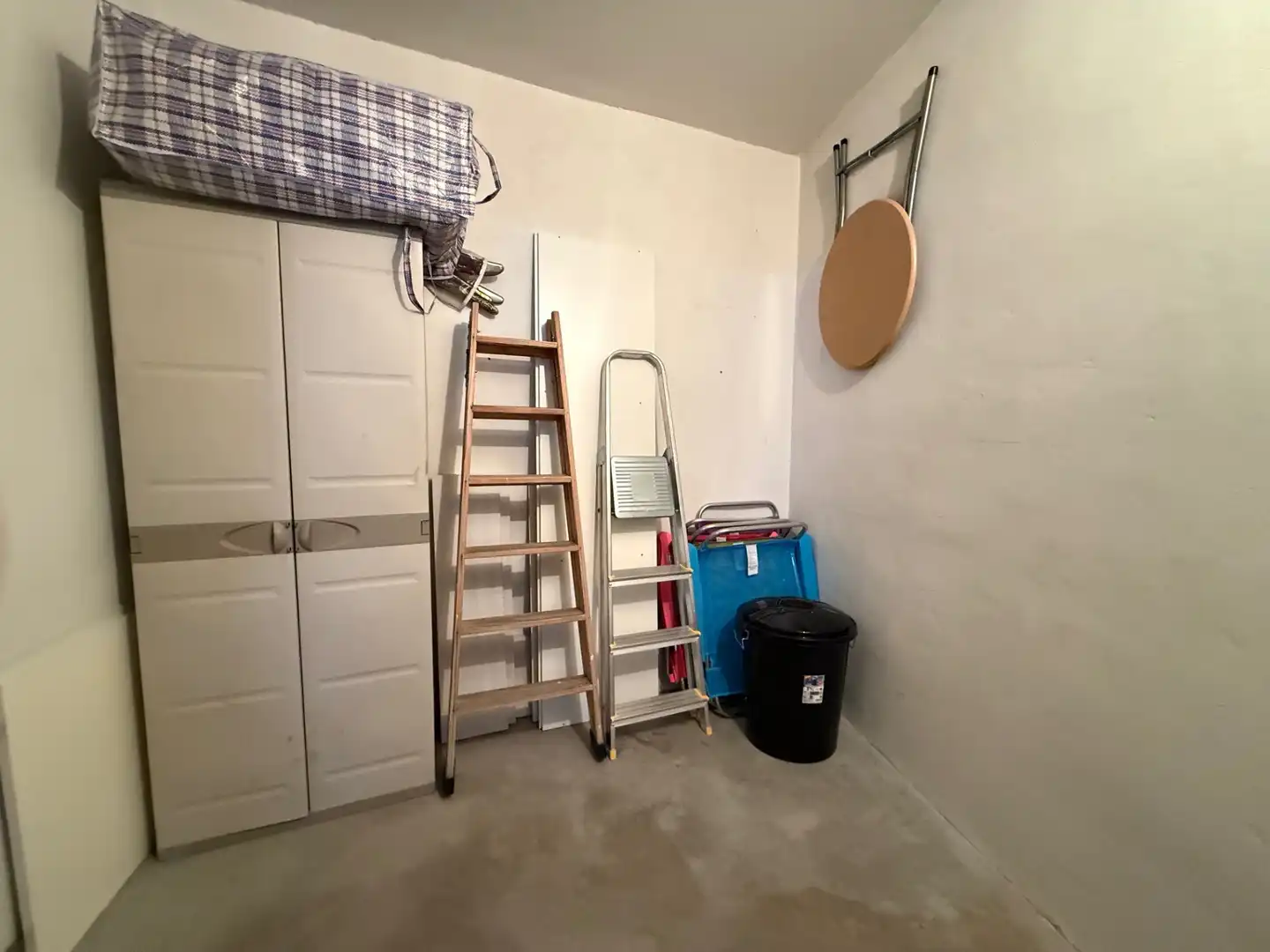 Garage zum Verkauf in Ogíjares