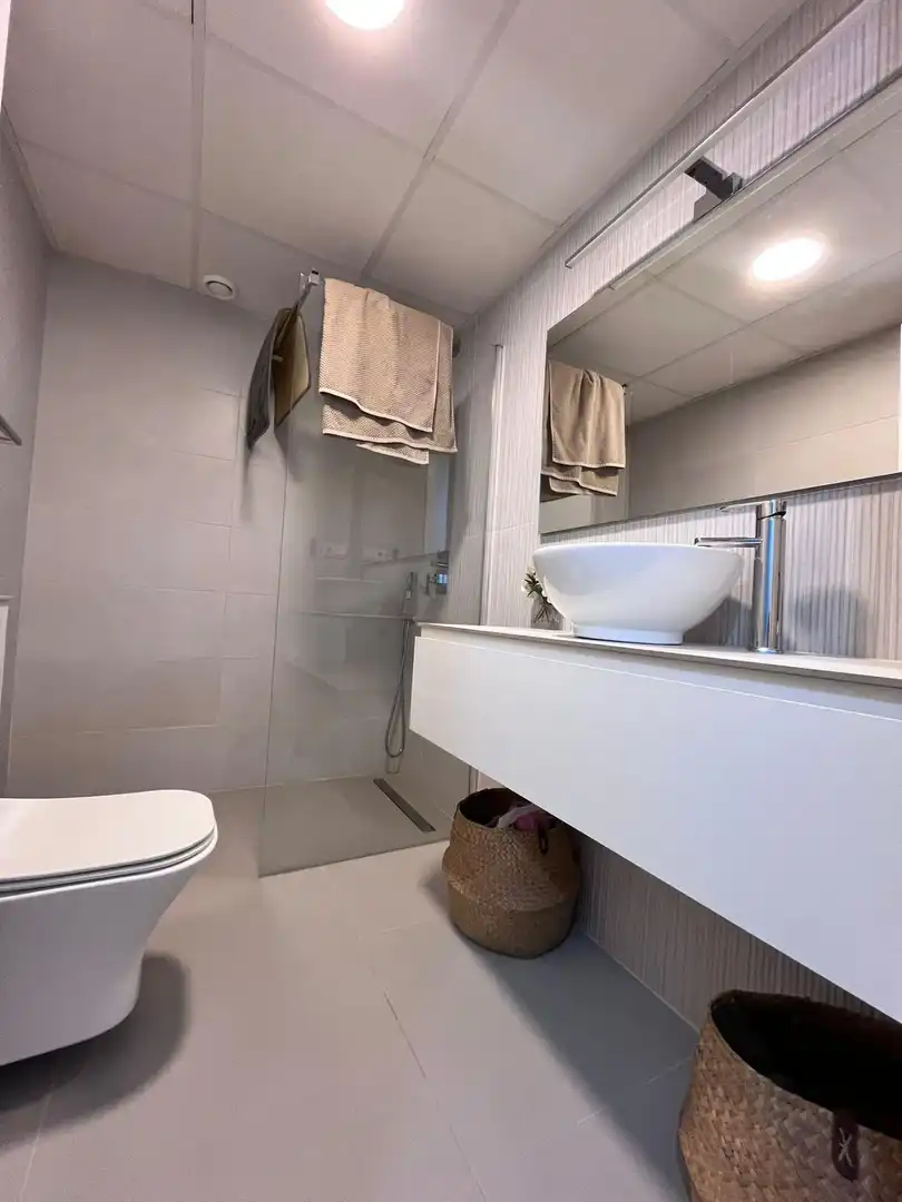 Bathroom of Flat for sale in Águilas  with Air Conditioner, Heating and Furnished