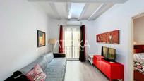 Living room of Flat for sale in  Barcelona Capital  with Air Conditioner, Parquet flooring and Balcony