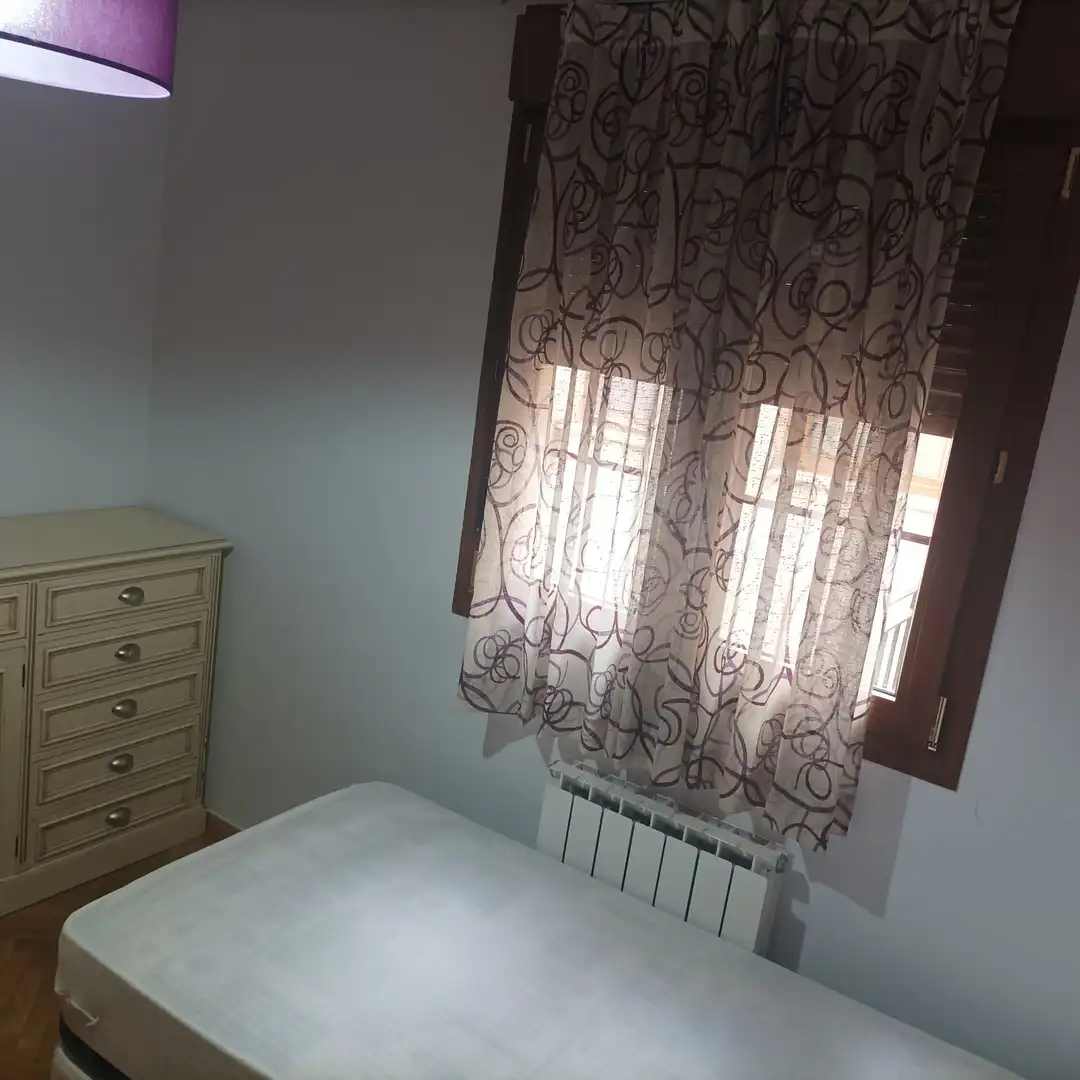 Habitación de Ático en venta en Quintanar de la Orden con Aire acondicionado, Calefacción y Parquet