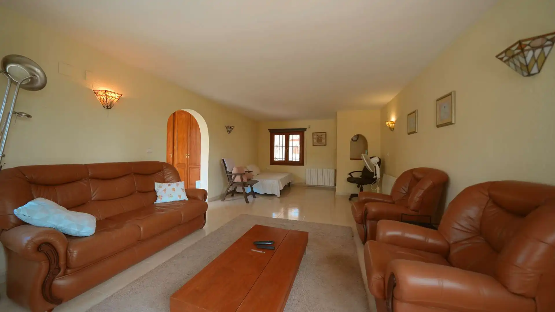 Sala d'estar de Casa o xalet en venda en Pego amb Aire condicionat, Calefacció i Jardí privat