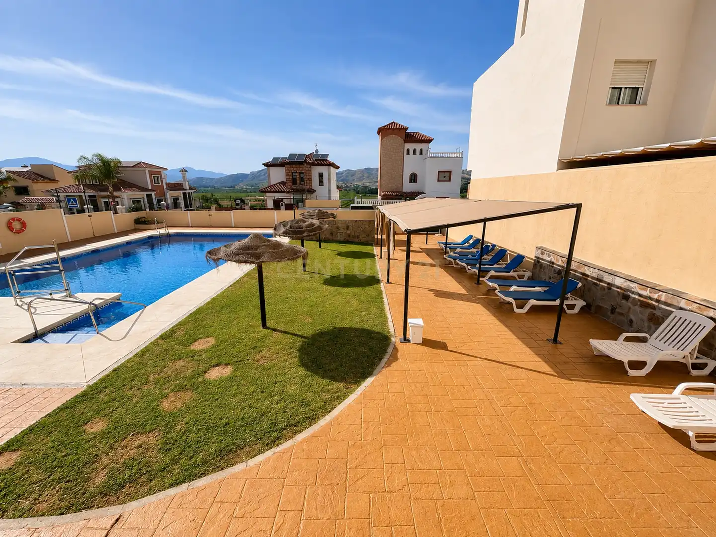 Piscina de Casa adosada en venda en Cártama amb Aire condicionat, Traster i Piscina