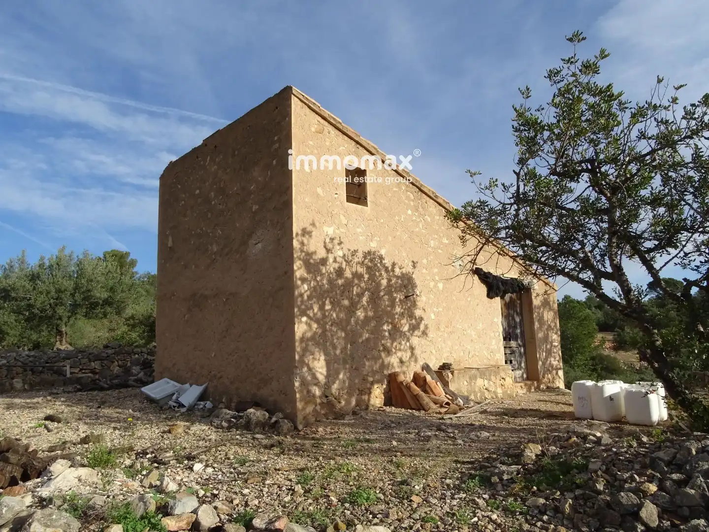 Terrain résidentiel à vendre à 16