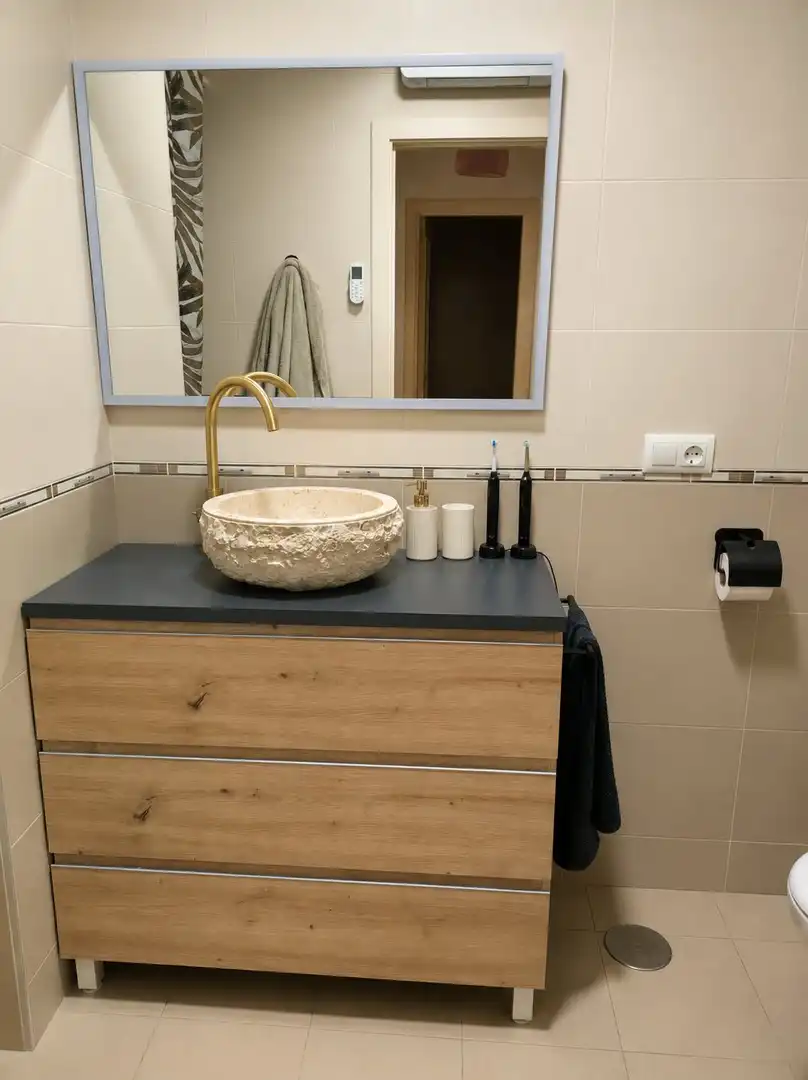 Bany de Apartament en venda en Montebello - Nou Espai