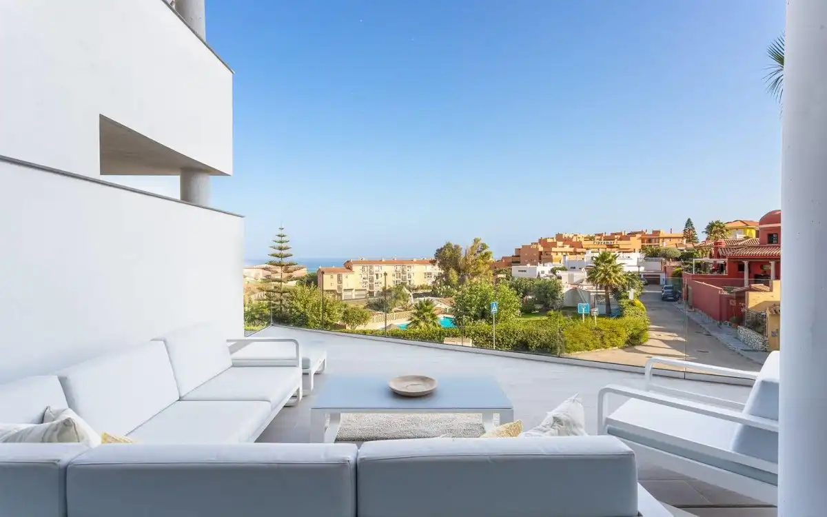 Apartamento con piscina en venta en Castillo Sohail - Myramar, imagen 6