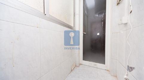 Foto 5 de Piso en venta en Travau, El Turó de la Peira, Barcelona