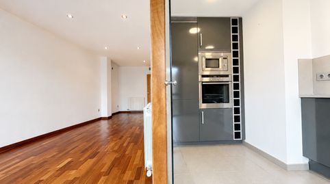 Photo 5 of Flat for rent in Centre, Vic