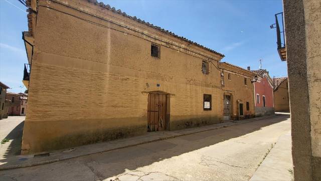 Casa adosada en Venta en Calle Zamora en Pinilla de Toro