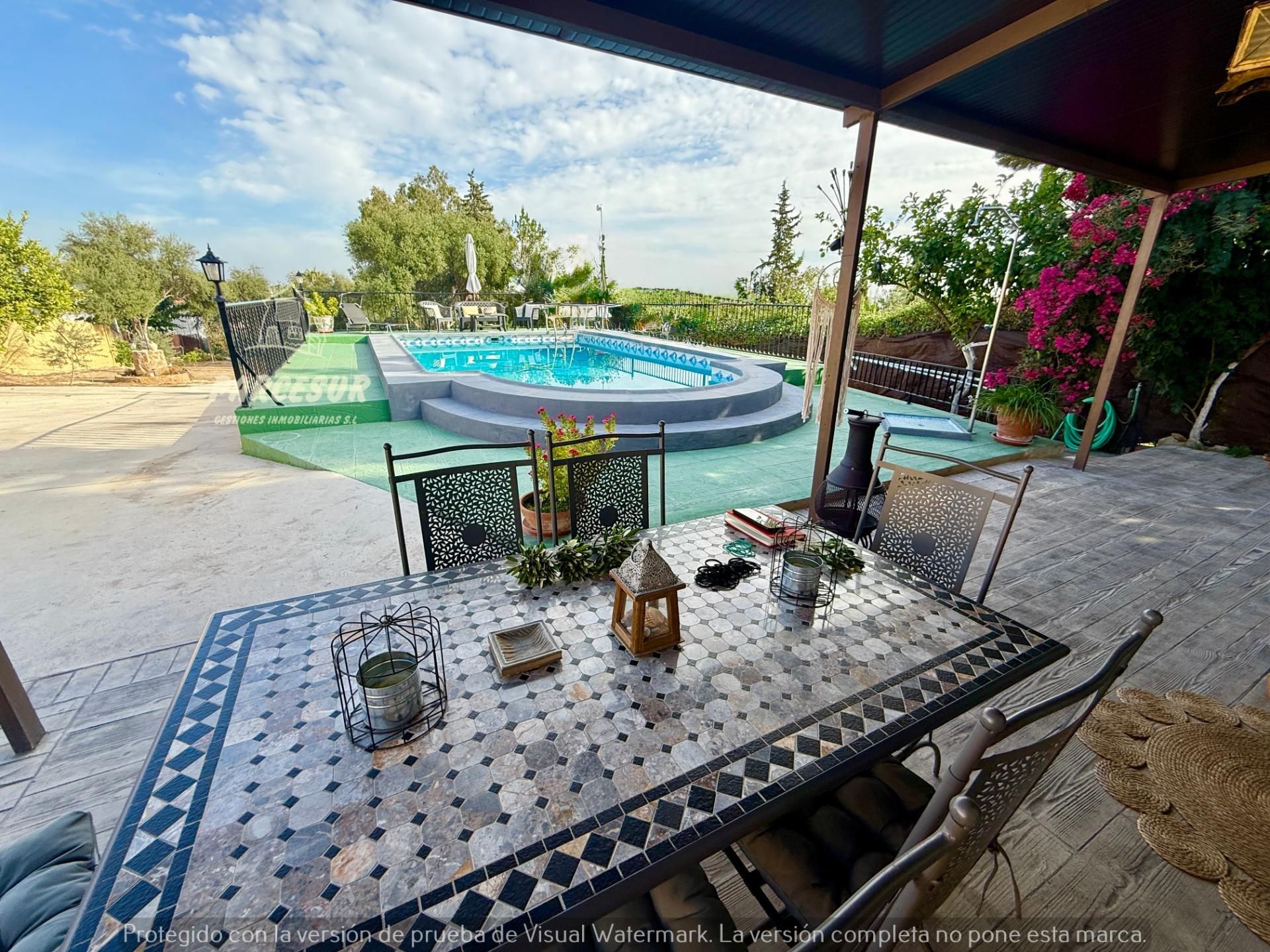Terrace of House or chalet for sale in Almodóvar del Río  with Air Conditioner, Private garden and Storage room