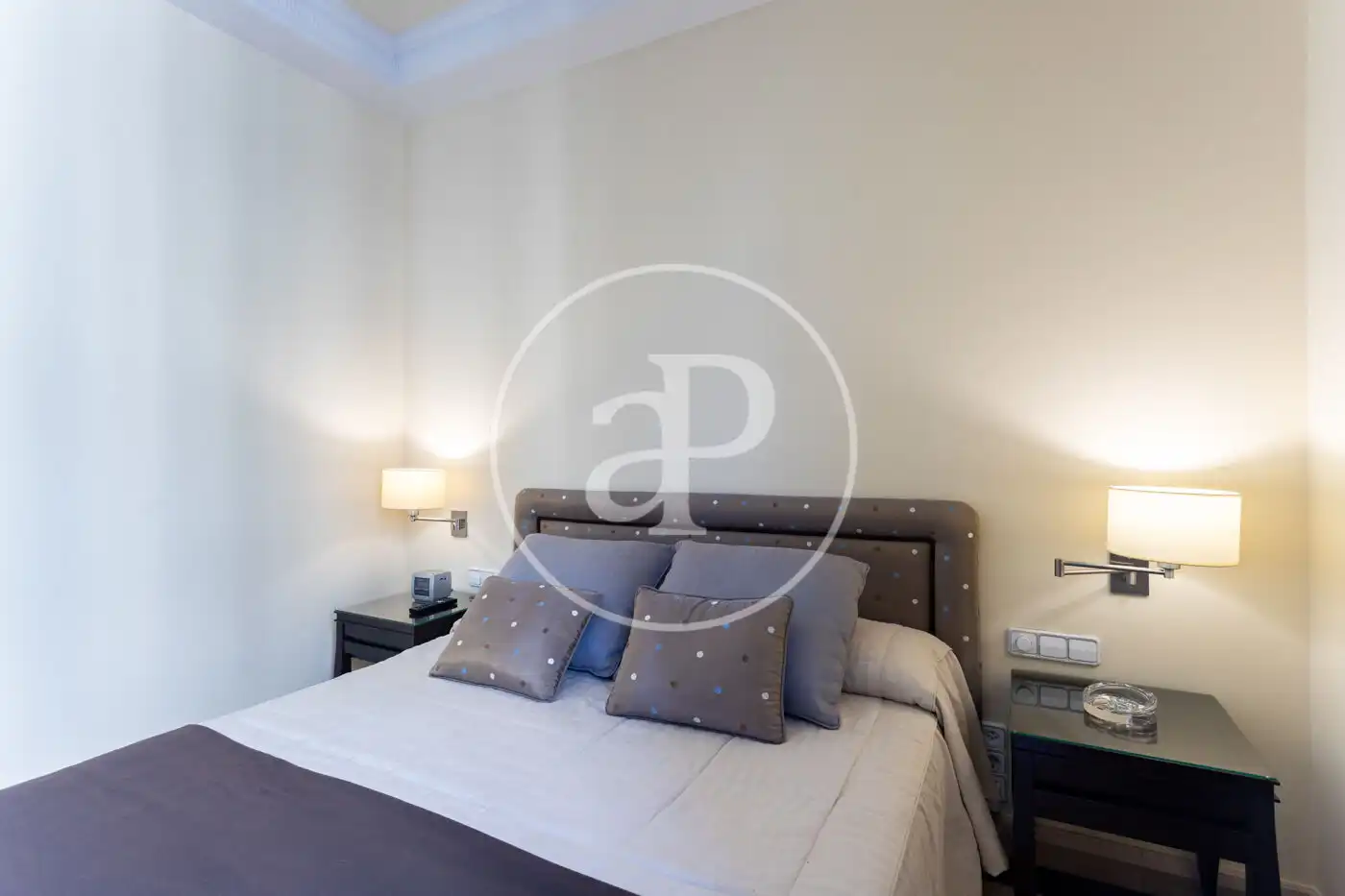 Habitación de Piso de alquiler en Barcelona con Aire acondicionado, Calefacción y Amueblado