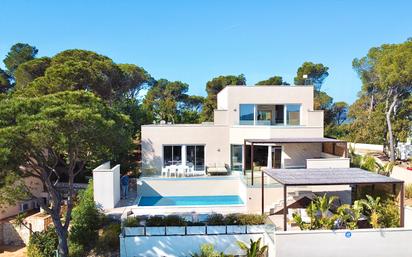 Vista exterior de Casa o xalet en venda en Calonge amb Aire condicionat, Calefacció i Jardí privat