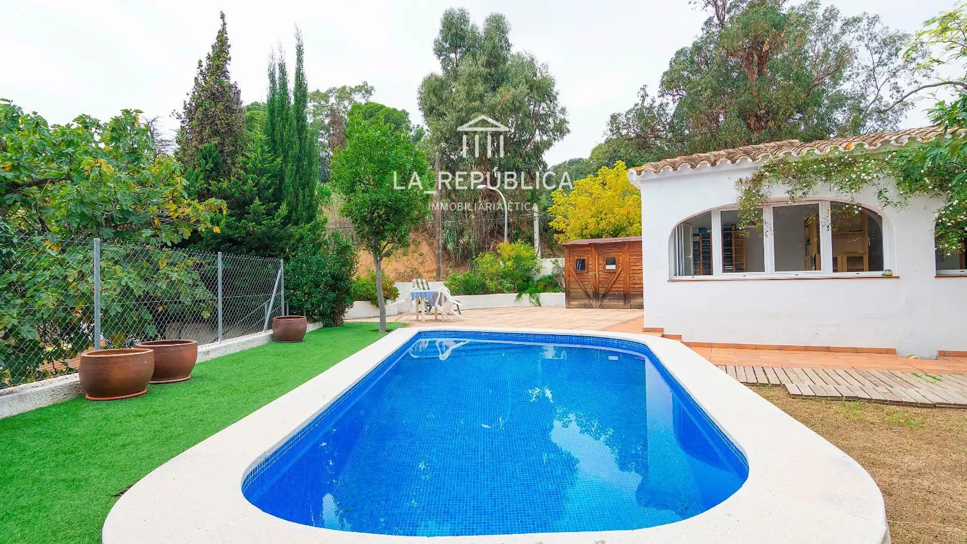 Piscina de Casa o chalet en venta en Cabrera de Mar con Aire acondicionado, Calefacción y Jardín privado