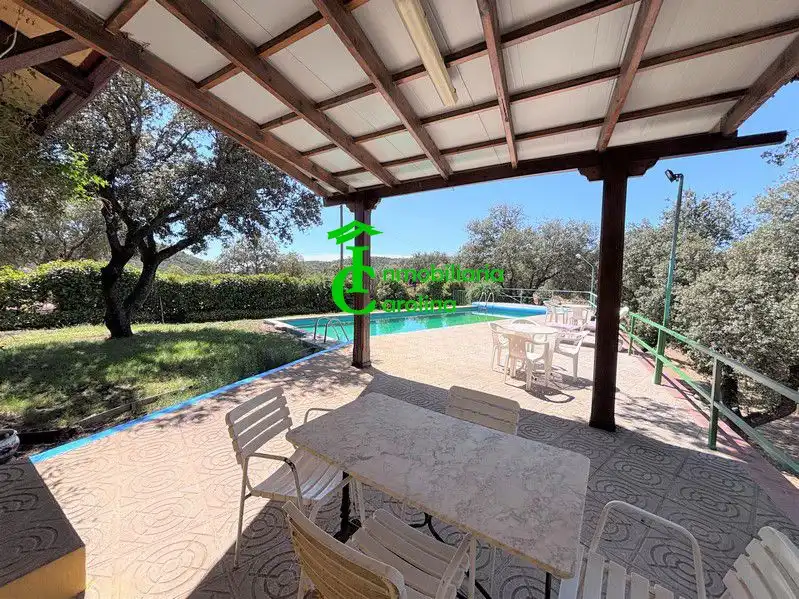 Jardí de Finca rústica en venda en Santa Elena amb Terrassa