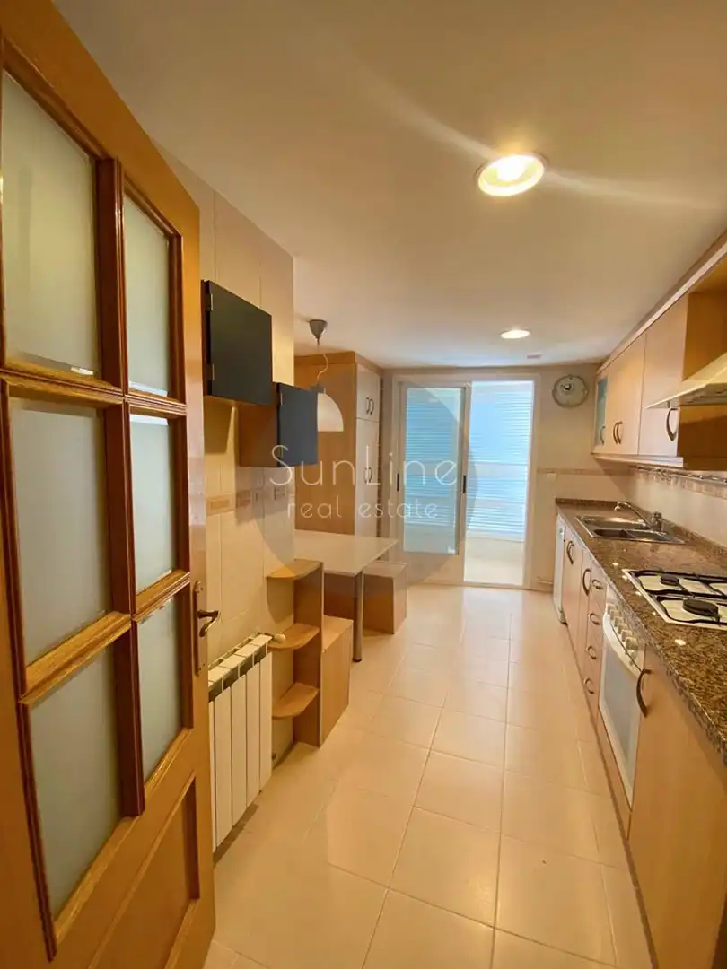 Kitchen of Flat for rent in Valencia  with Air Conditioner, Terrace and Storage room