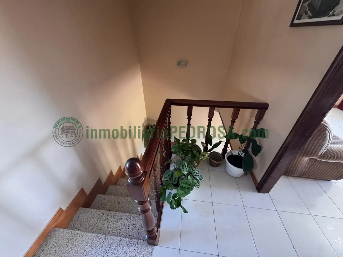 Country house zum Verkauf in Pontevedra Capital  mit Heizung, Privatgarten und Möbliert