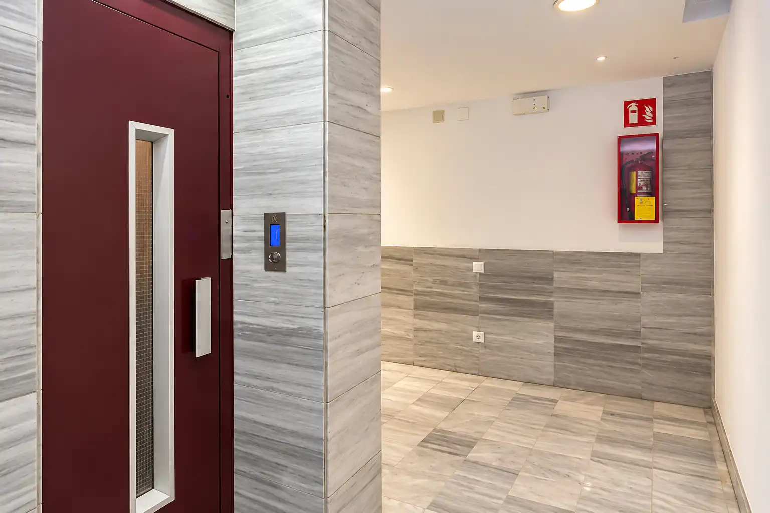 Piso con terraza en venta en Carrer de la Mare de Déu de Port 347, imagen 39