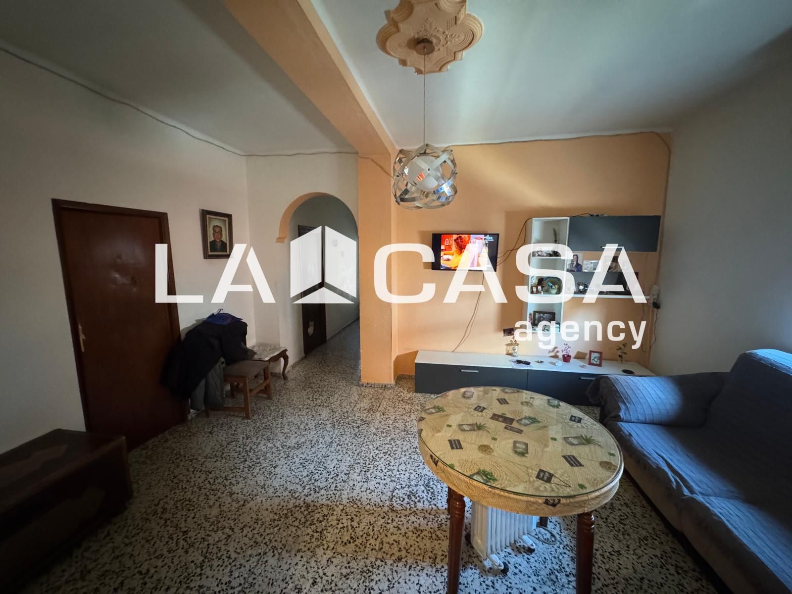 Piso en venta en  Sevilla Capital con Aire acondicionado, Terraza y Balcón