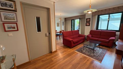 Foto 4 de Casa adosada en venta en Calle Pórtico, Simancas, Valladolid