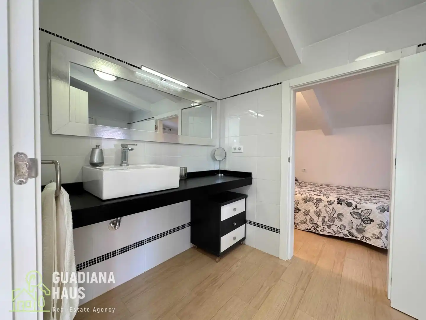 Habitación de Apartamento en venta en Ayamonte con Terraza y Trastero