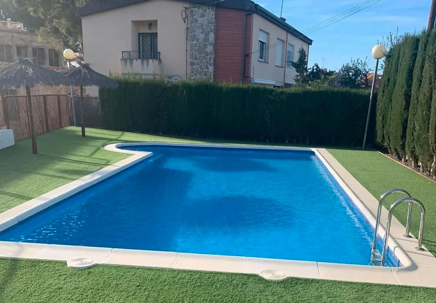 Swimming pool of Single-family semi-detached for sale in  Murcia Capital  with Air Conditioner, Private garden and Storage room