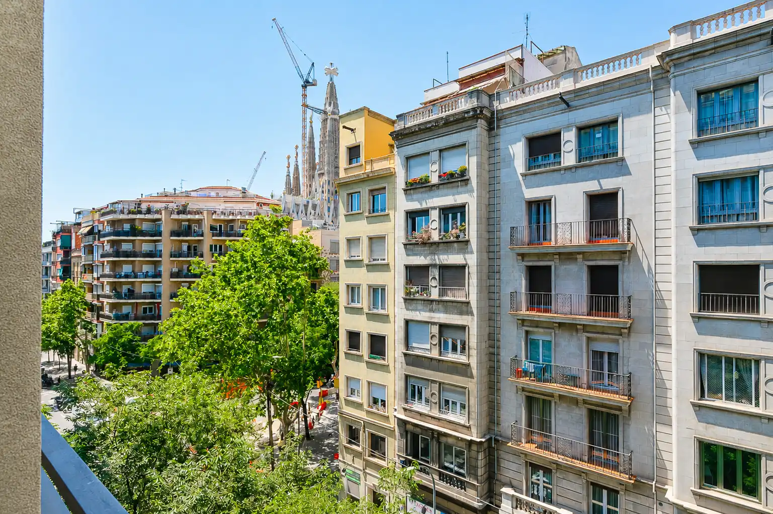 Vista exterior de Pis en venda en Barcelona amb Aire condicionat, Calefacció i Parquet
