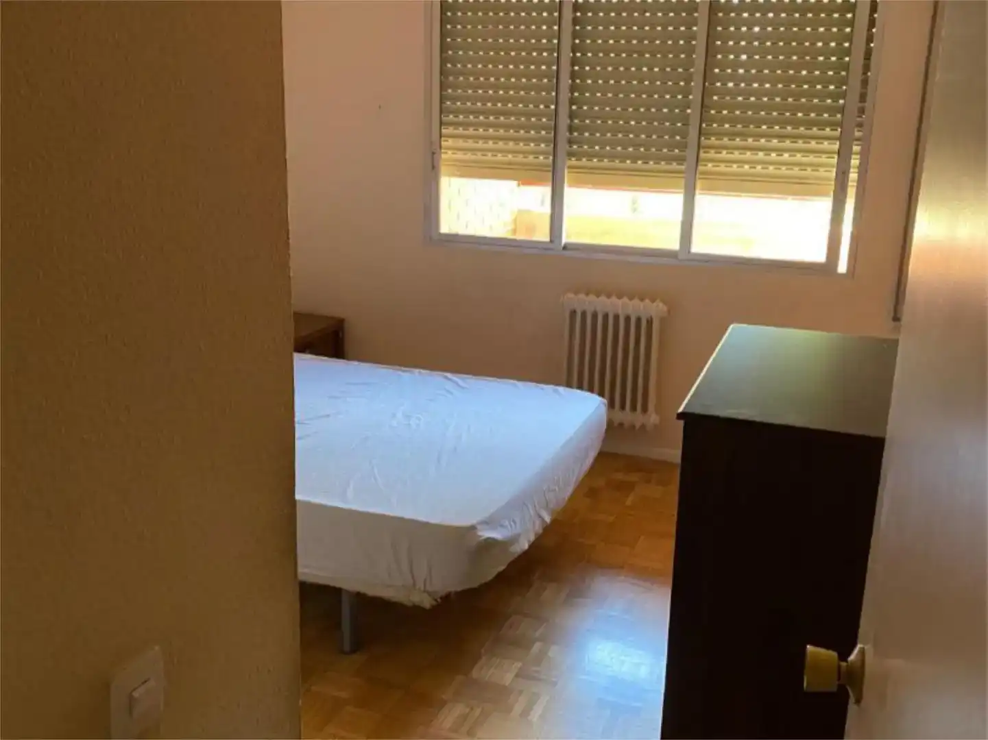Dormitori de Pis en venda en  Madrid Capital amb Balcó
