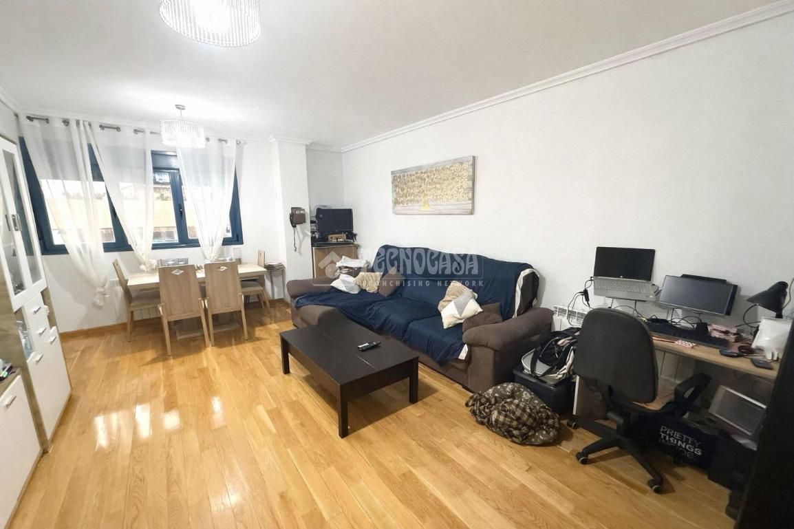 Piso en venta en El Quiñón