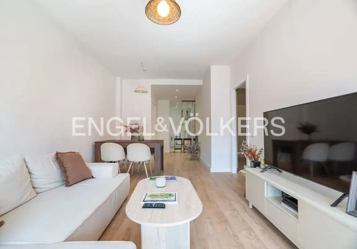 Wohnung mit Balkon zum Verkauf in Les Corts