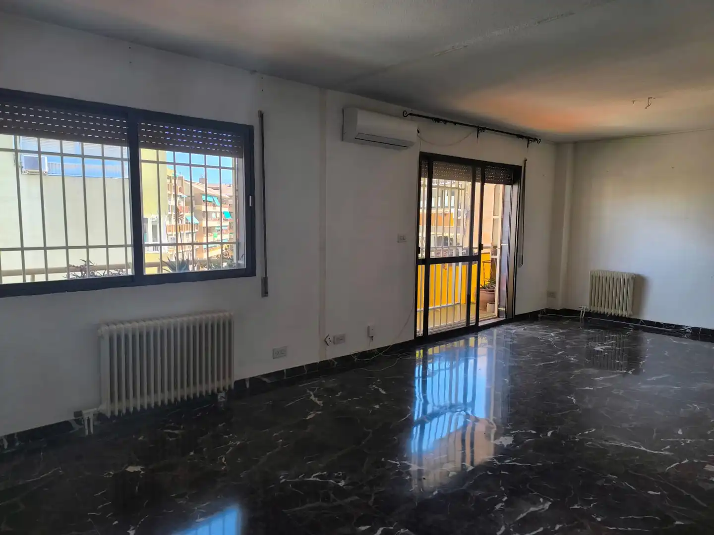 Wohnung zur Miete in Camino de Ronda, 212, Pajaritos