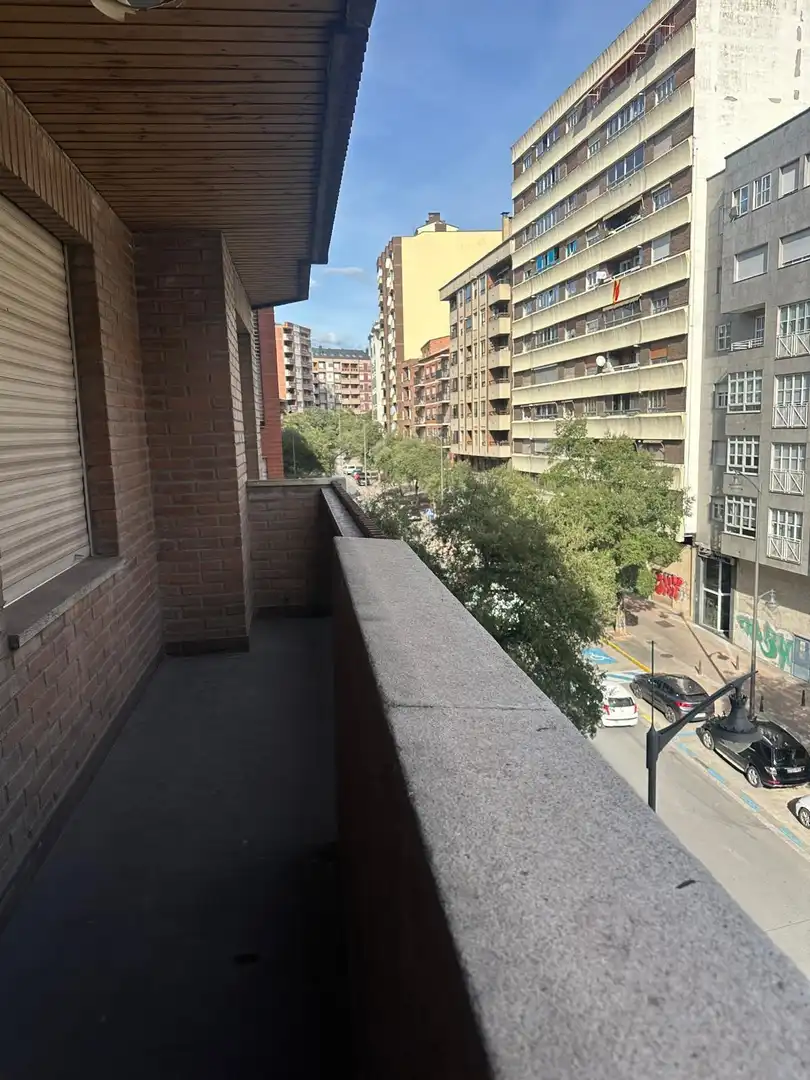 Pis amb ascensor en venda a Zona Alta, imagen 3