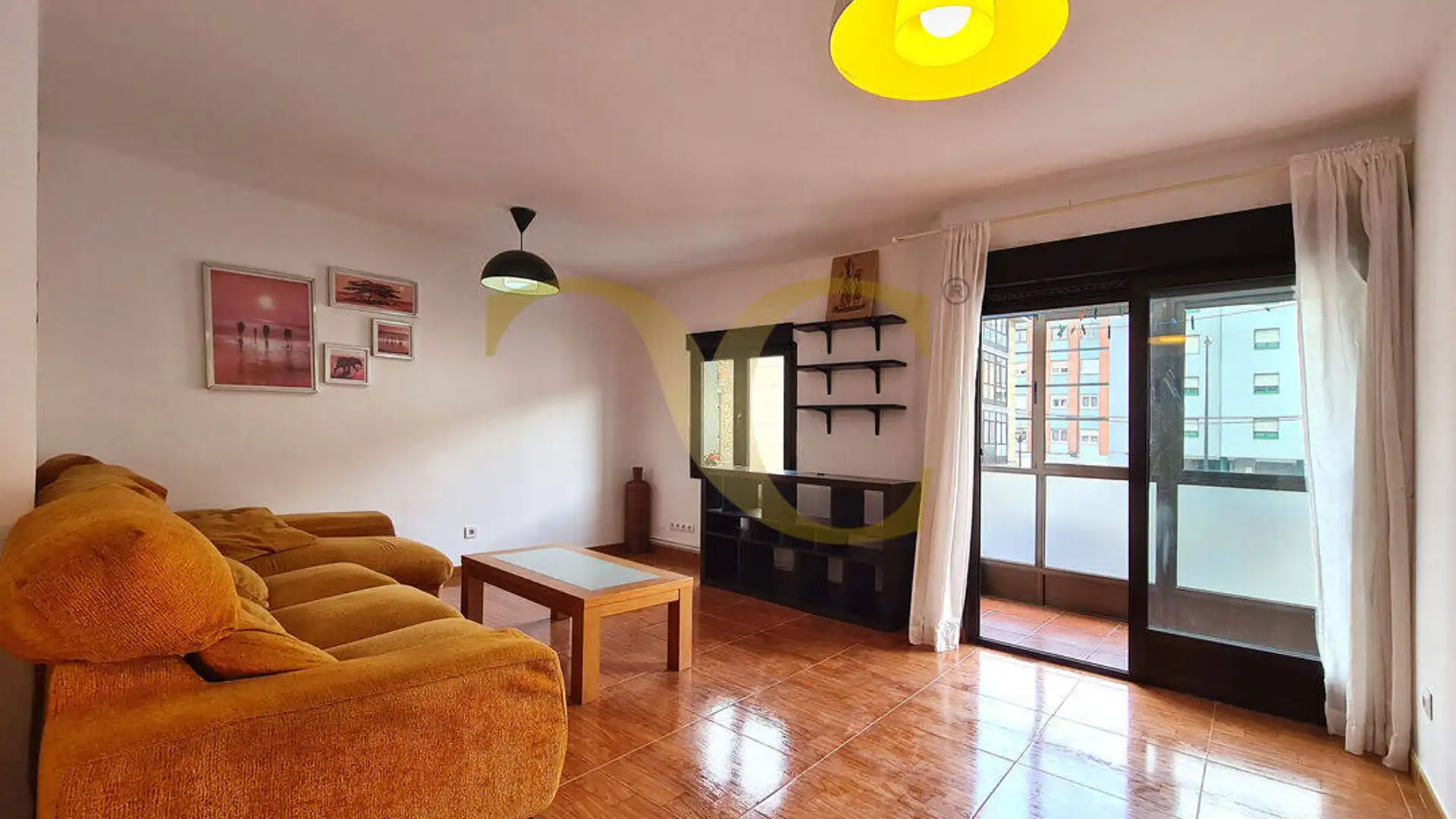 Sala de estar de Piso en venta en Oviedo  con Calefacción