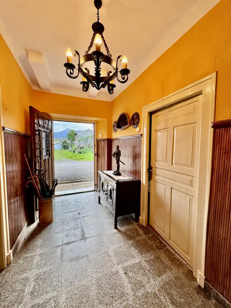 Casa adosada en venta en Molledo con Parquet, Terraza y Amueblado
