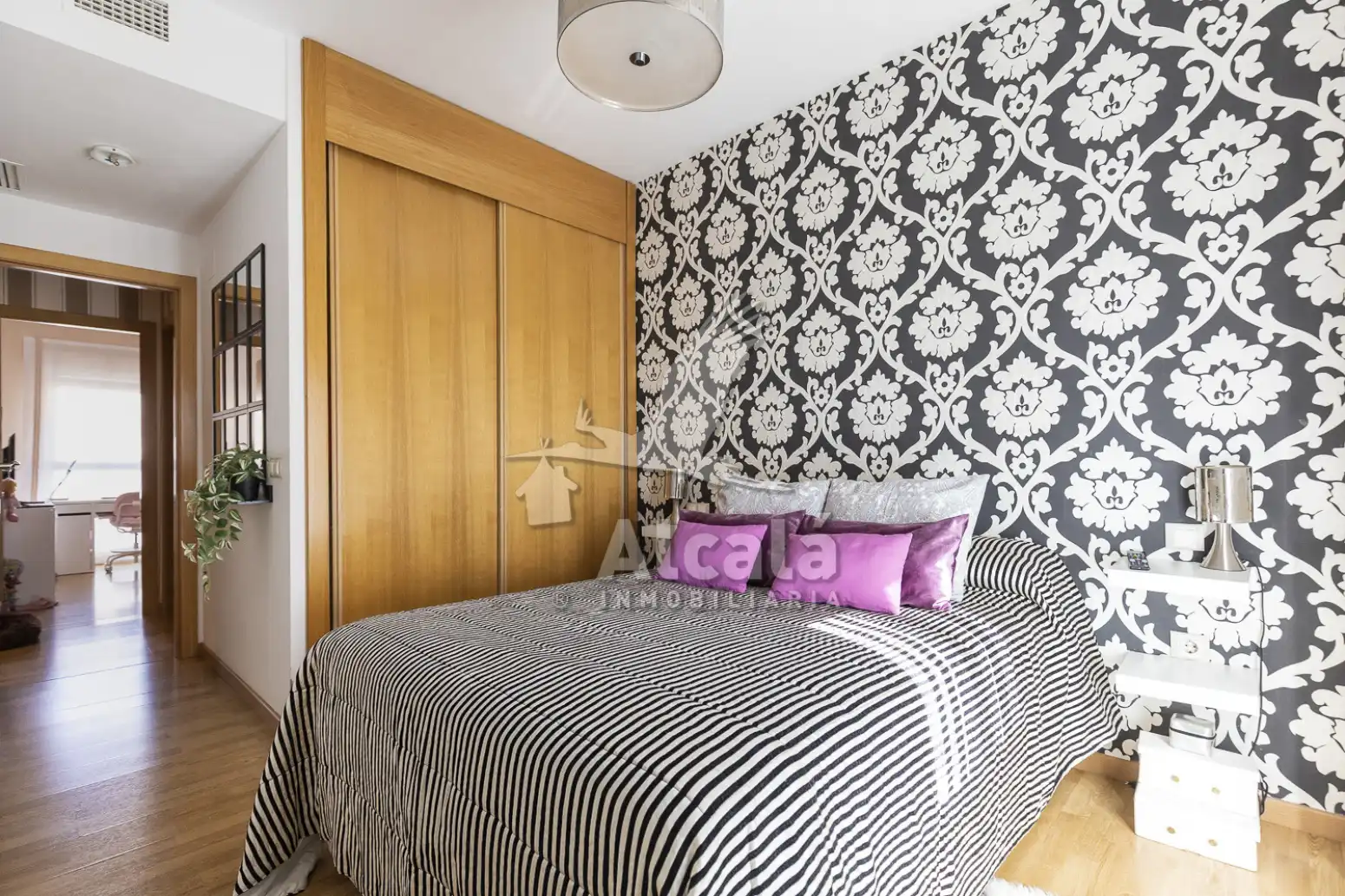 Schlafzimmer von Wohnung zum Verkauf in Alcalá de Henares mit Klimaanlage, Heizung und Privatgarten