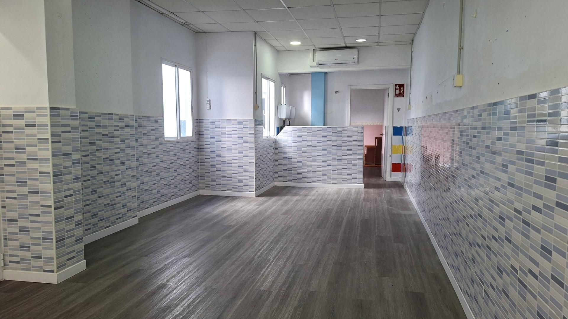 Office for rent in  Sevilla Capital  with Air Conditioner