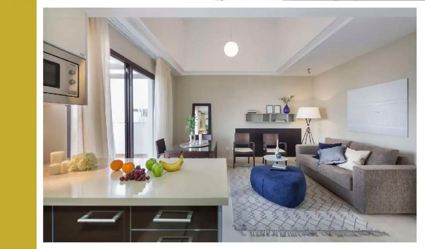 Sala de estar de Piso en venta en Estepona con Aire acondicionado, Jardín privado y Terraza