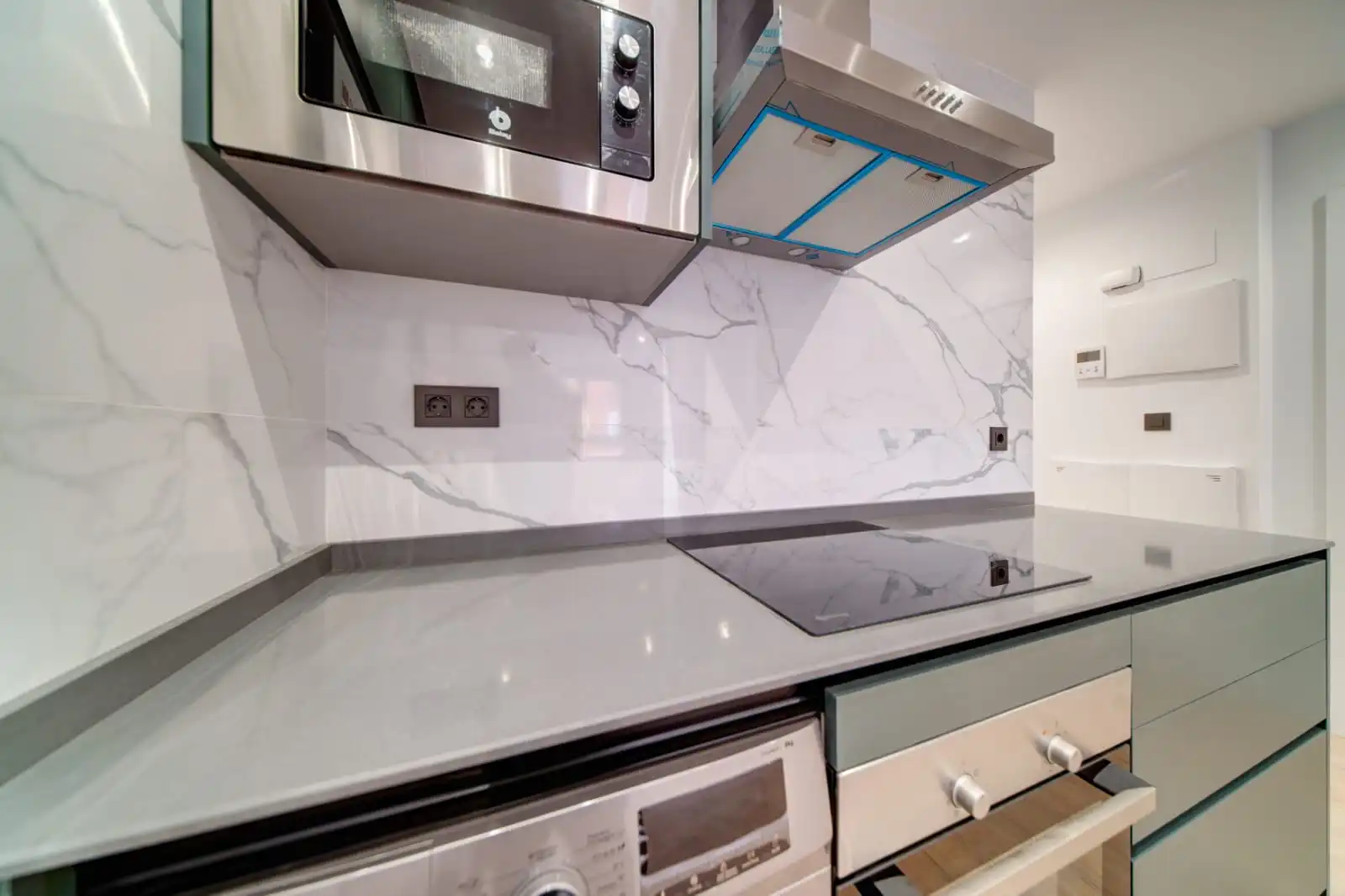 Flat with terrace for sale in Calle de las Delicias 15, imagen 6