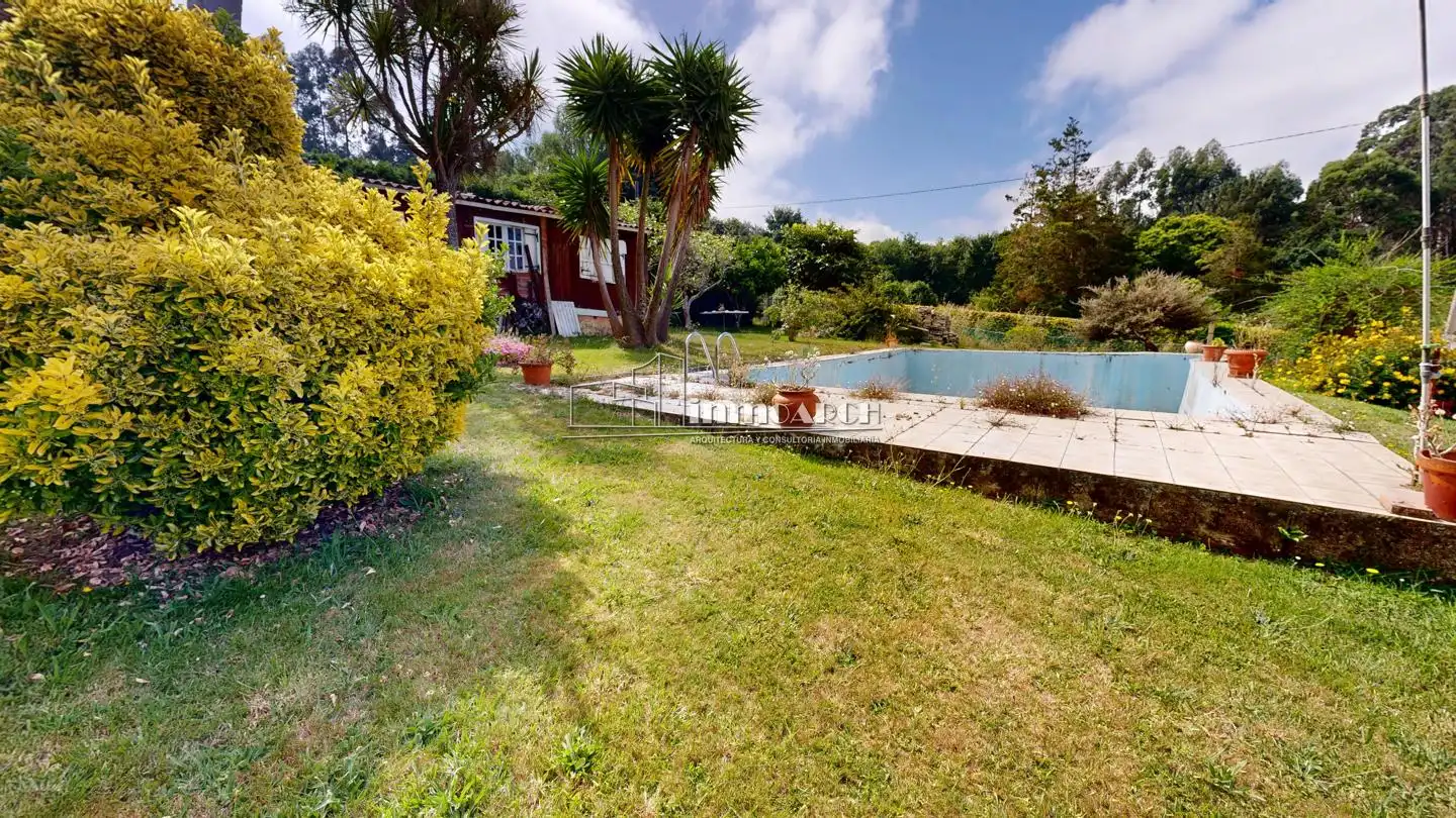 Garden of Residential for sale in Oleiros