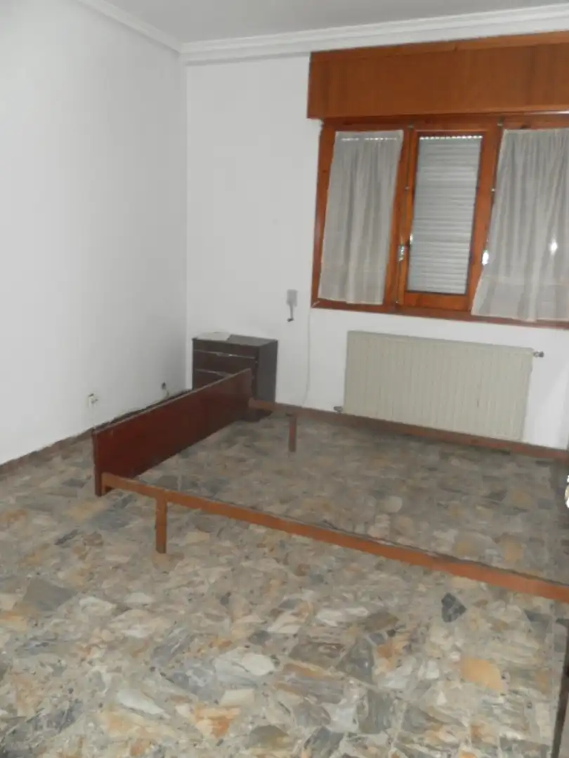Habitación de Piso en venta en Ejea de los Caballeros con Balcón