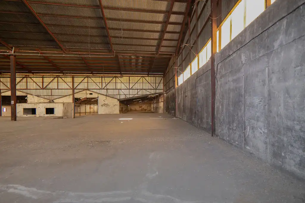 Nau industrial en venda a C/ San Javier, Baños y Mendigo