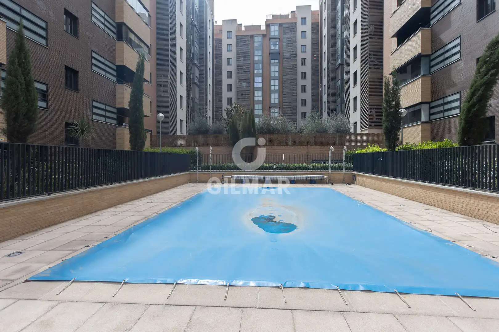 Schwimmbecken von Maisonette zum Verkauf in Madrid mit Heizung, Privatgarten und Abstellraum
