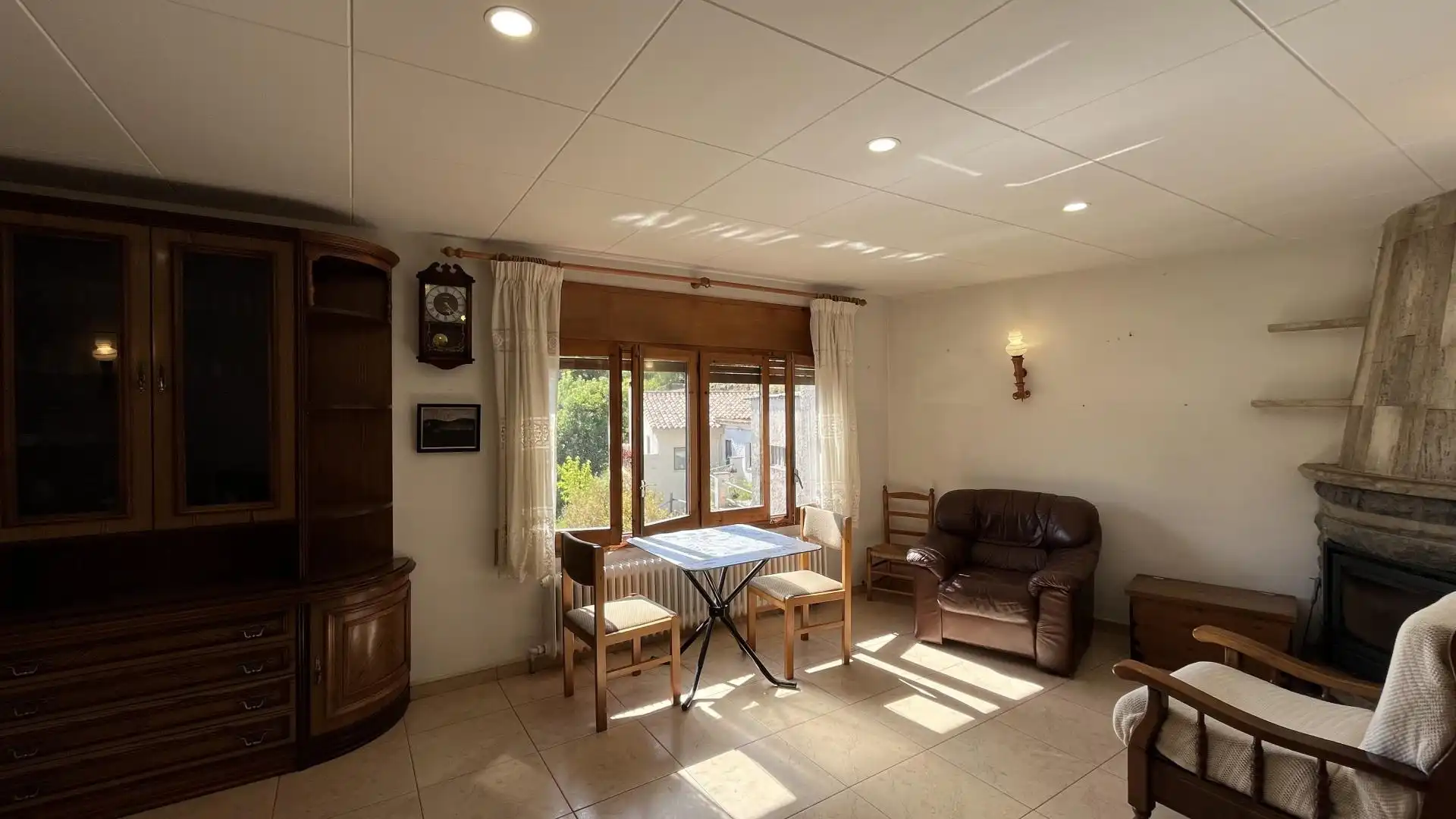Sala d'estar de Casa o xalet en venda en Alpens