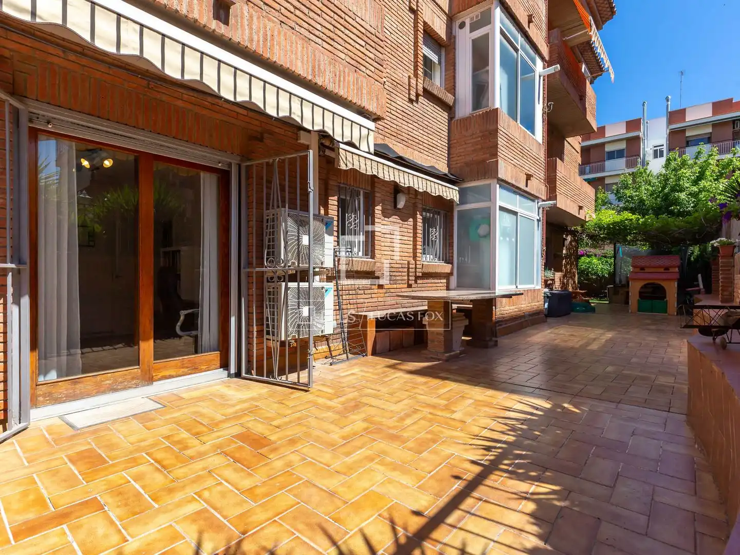 Terraza de Piso en venta en Esplugues de Llobregat con Aire acondicionado, Calefacción y Jardín privado