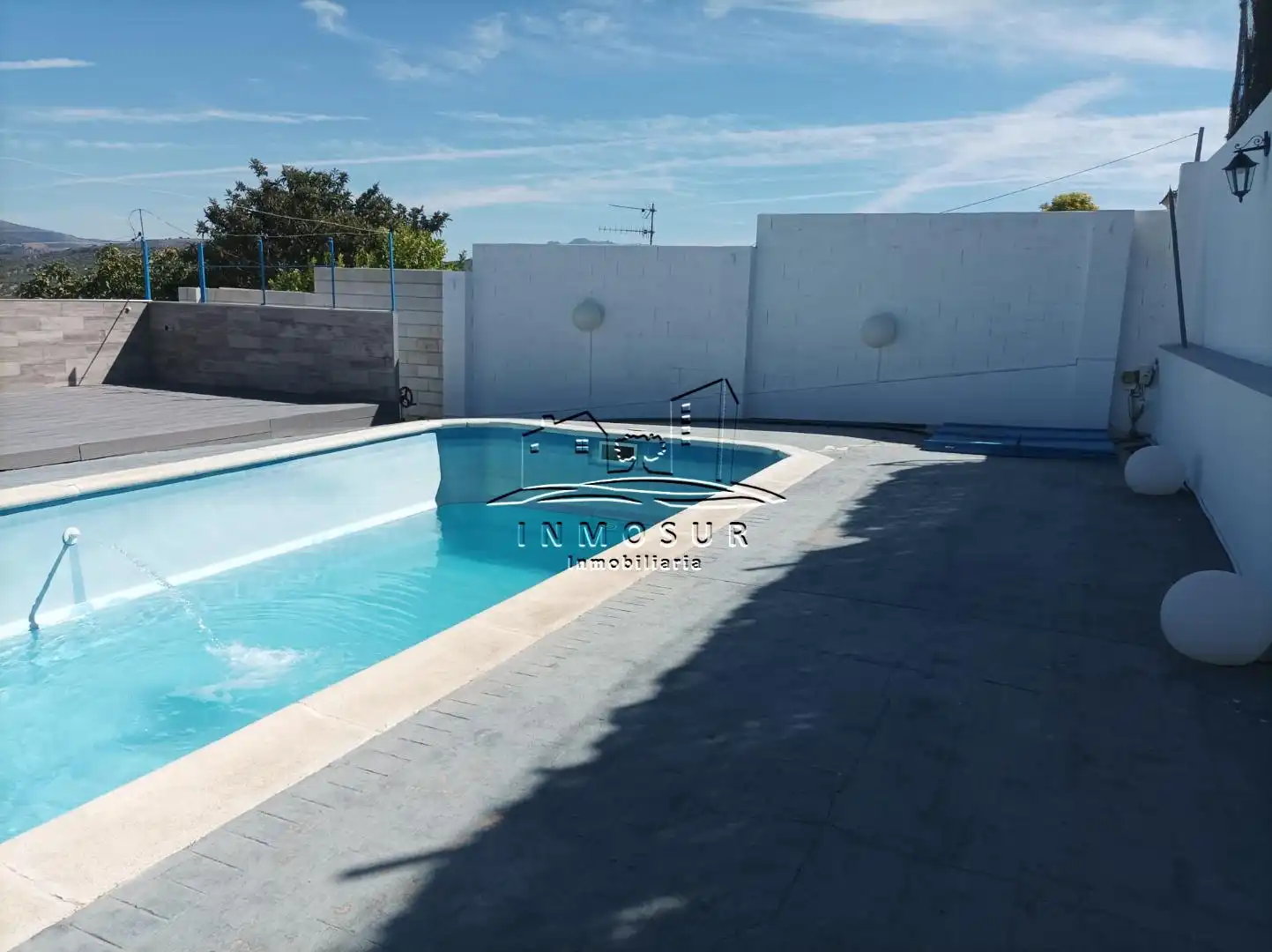 Piscina de Casa o xalet en venda en Lucena amb Piscina i Moblat