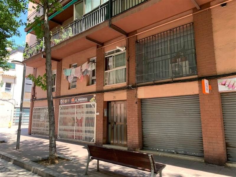 Exterior view of Flat for sale in Barberà del Vallès