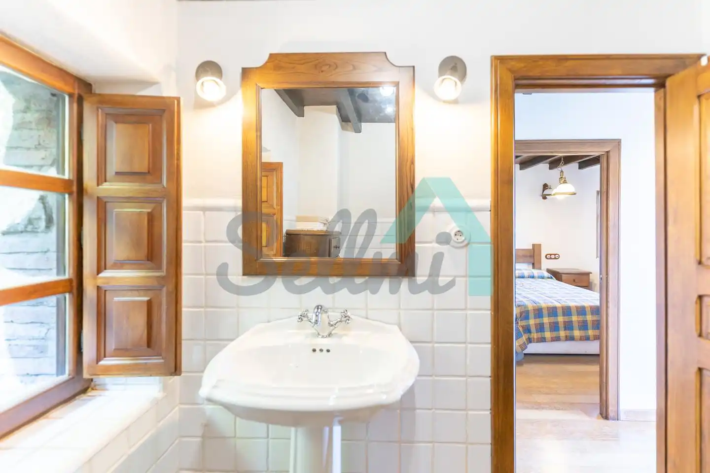 Baño de Casa o chalet en venta en Morcín con Jardín privado, Terraza y Balcón