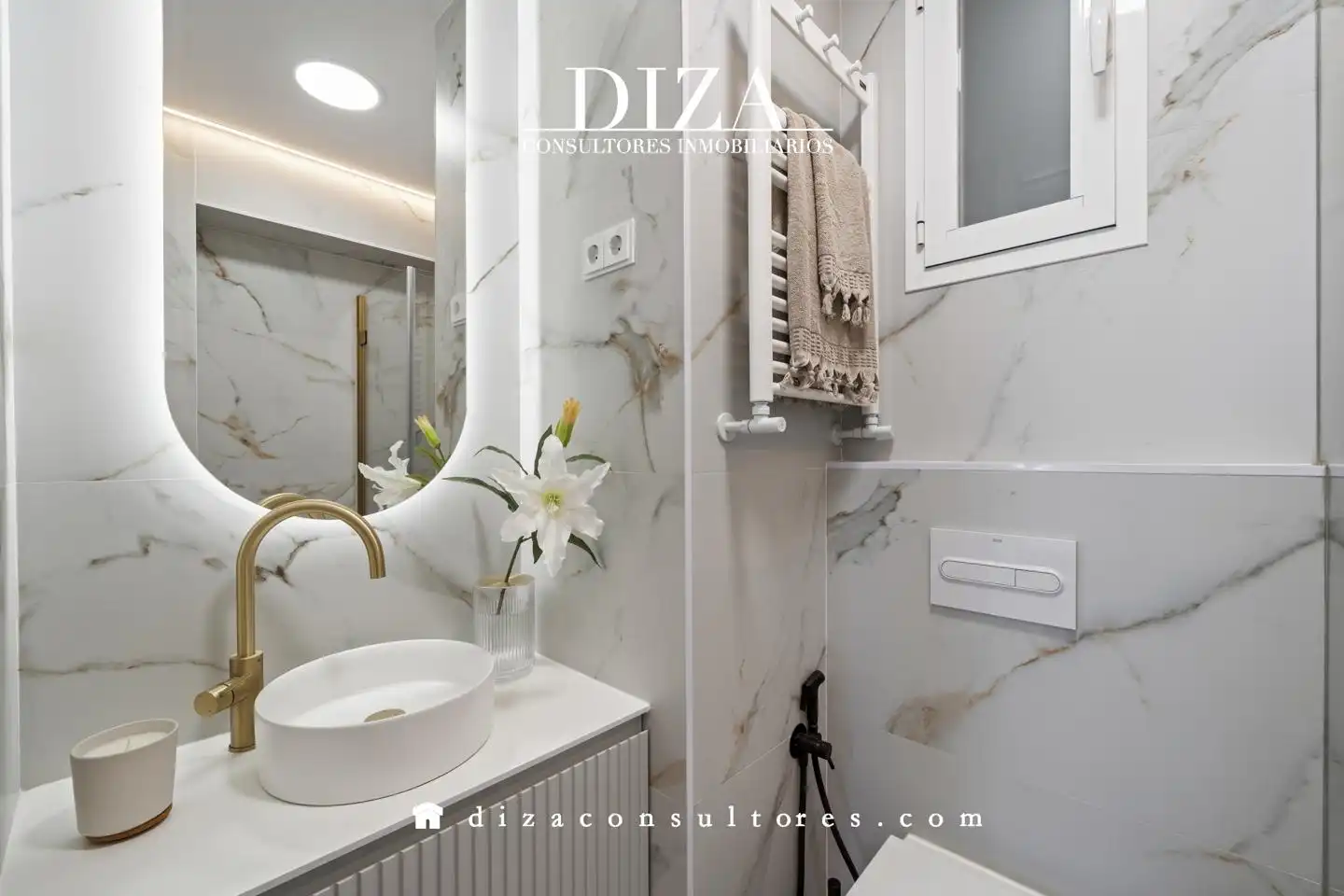 Bathroom of Flat for rent in Madrid  with Air Conditioner, Heating and Furnished