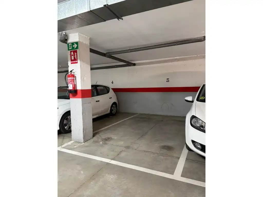 Bajo con ascensor en venta en Calle Viña De La, imagen 21