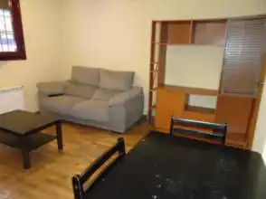 Wohnzimmer von Wohnung zur Miete in Gijón  mit Heizung, Parkett und Möbliert