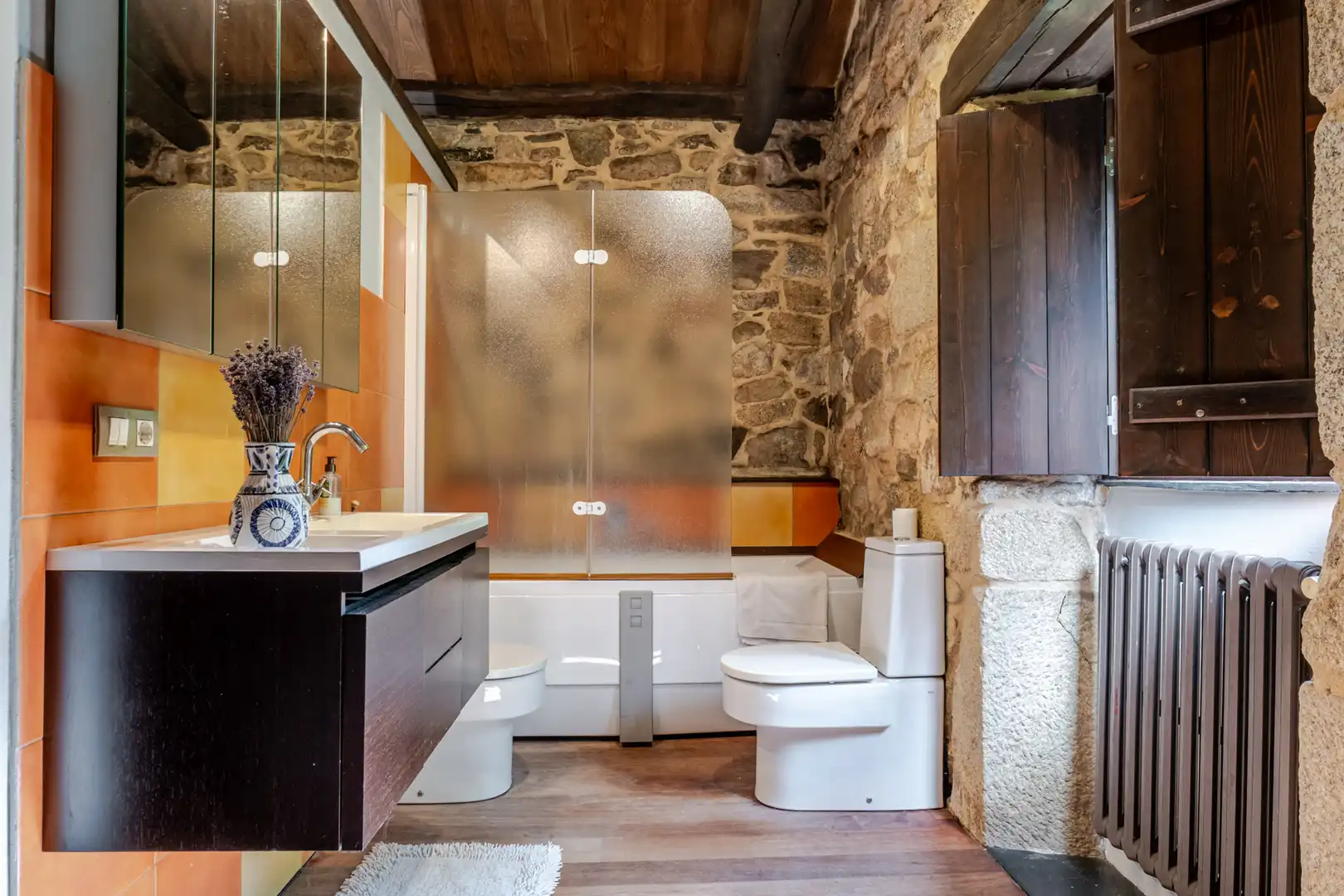 Bathroom of Commercial properties for sale in Friol  with Furnished