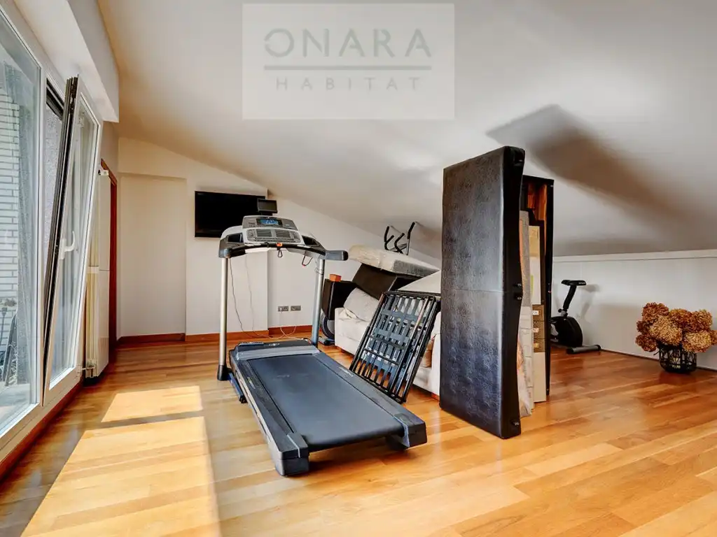 Casa adosada en venta en Hondarribia con Jardín privado y Piscina comunitaria